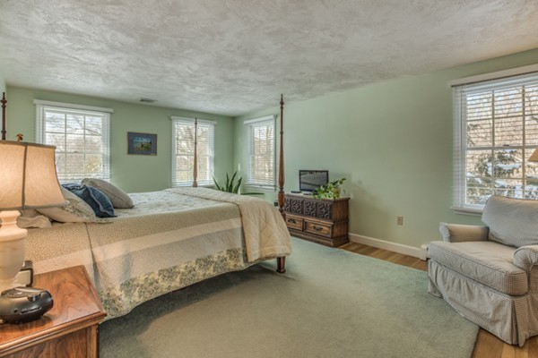 109 Shade Street Lexington, MA 02421 - Photo 21 of 27