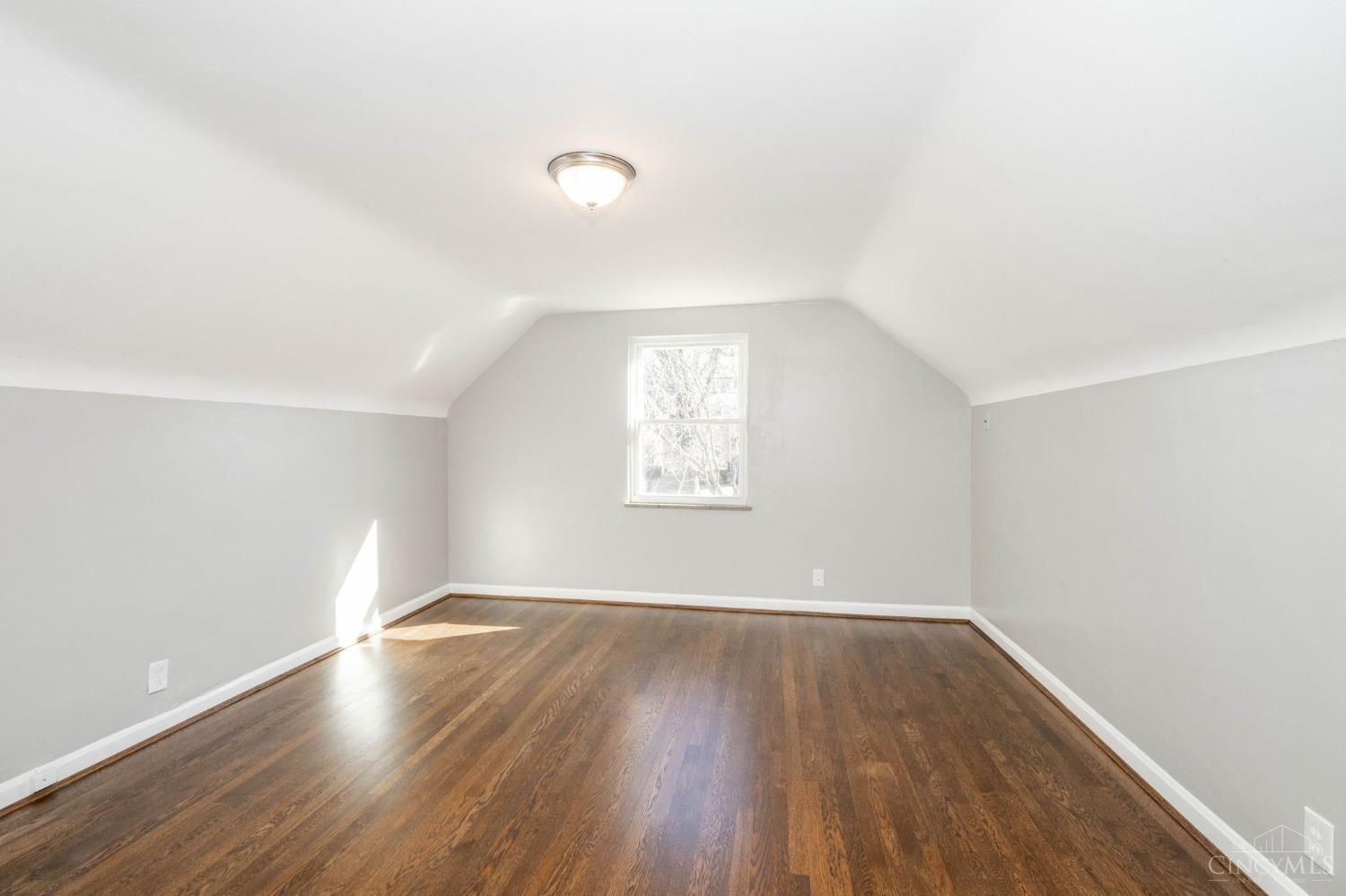 2413 Ferguson Road Cincinnati, OH 45238 - Photo 28 of 46