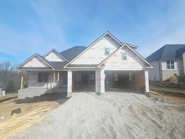 $815,000 | 269 Ootsima Way, Loudon, TN 37774
