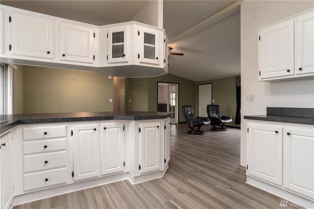 8046 Collins Road Sedro-Woolley, WA 98284 - Photo 13 of 25 Gallery Image 13