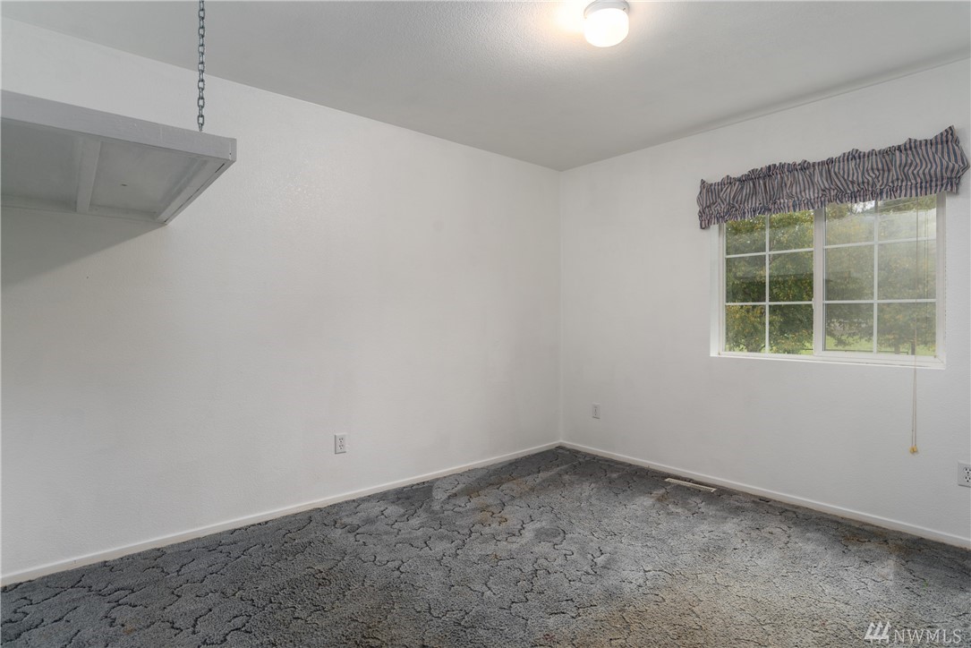 8046 Collins Road Sedro-Woolley, WA 98284 - Photo 18 of 25 Gallery Image 18