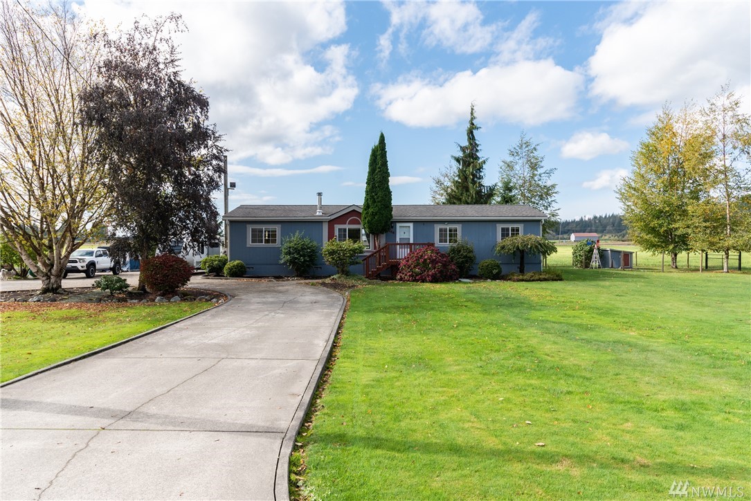 8046 Collins Road Sedro-Woolley, WA 98284 - Photo 3 of 25 Gallery Image 3