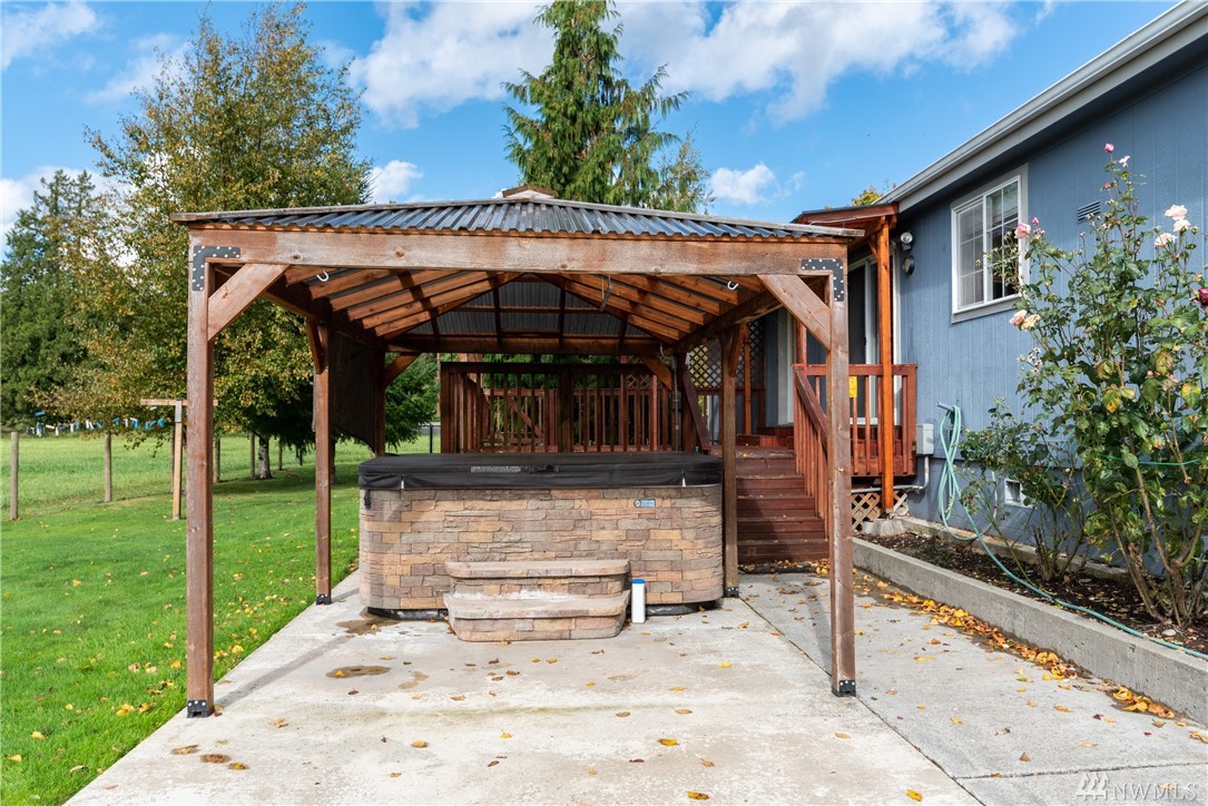 8046 Collins Road Sedro-Woolley, WA 98284 - Photo 22 of 25 Gallery Image 22