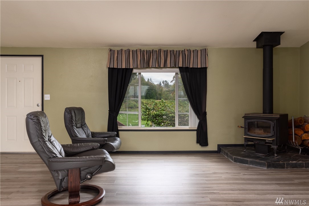 8046 Collins Road Sedro-Woolley, WA 98284 - Photo 7 of 25 Gallery Image 7