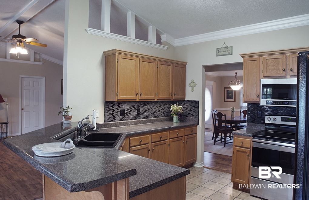 11584 Balsam Court Daphne, AL 36527 - Photo 17 of 37