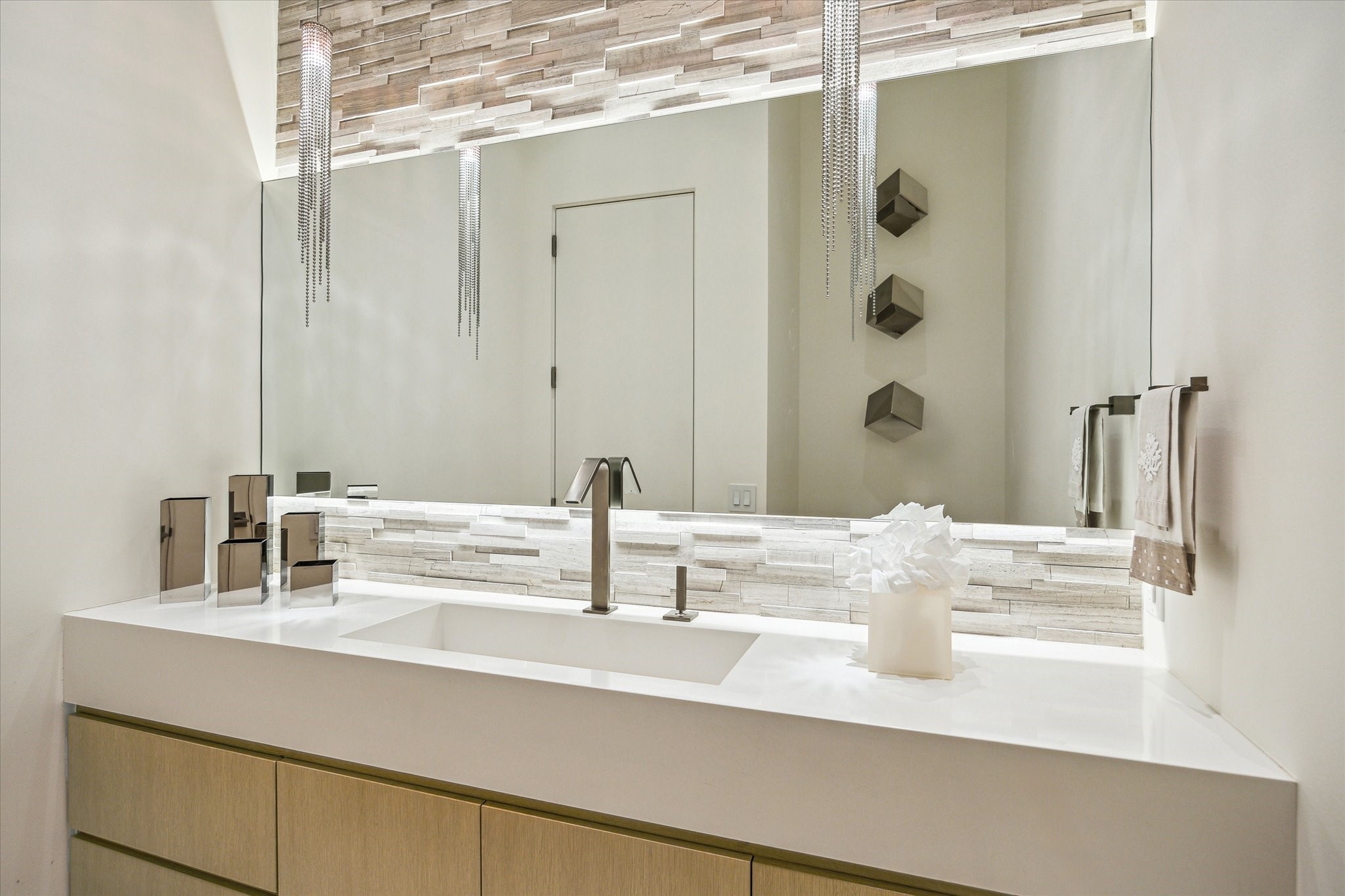 311 Brown Saddle Road Houston, TX 77057 - Photo 26 of 48