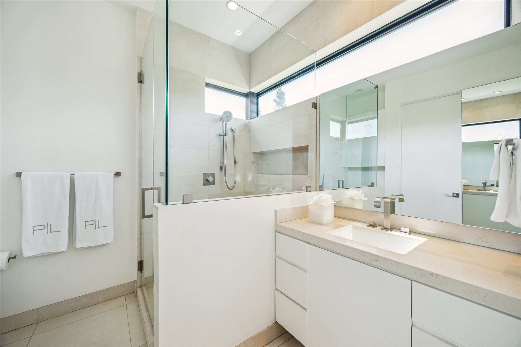 311 Brown Saddle Road Houston, TX 77057 - Photo 34 of 48