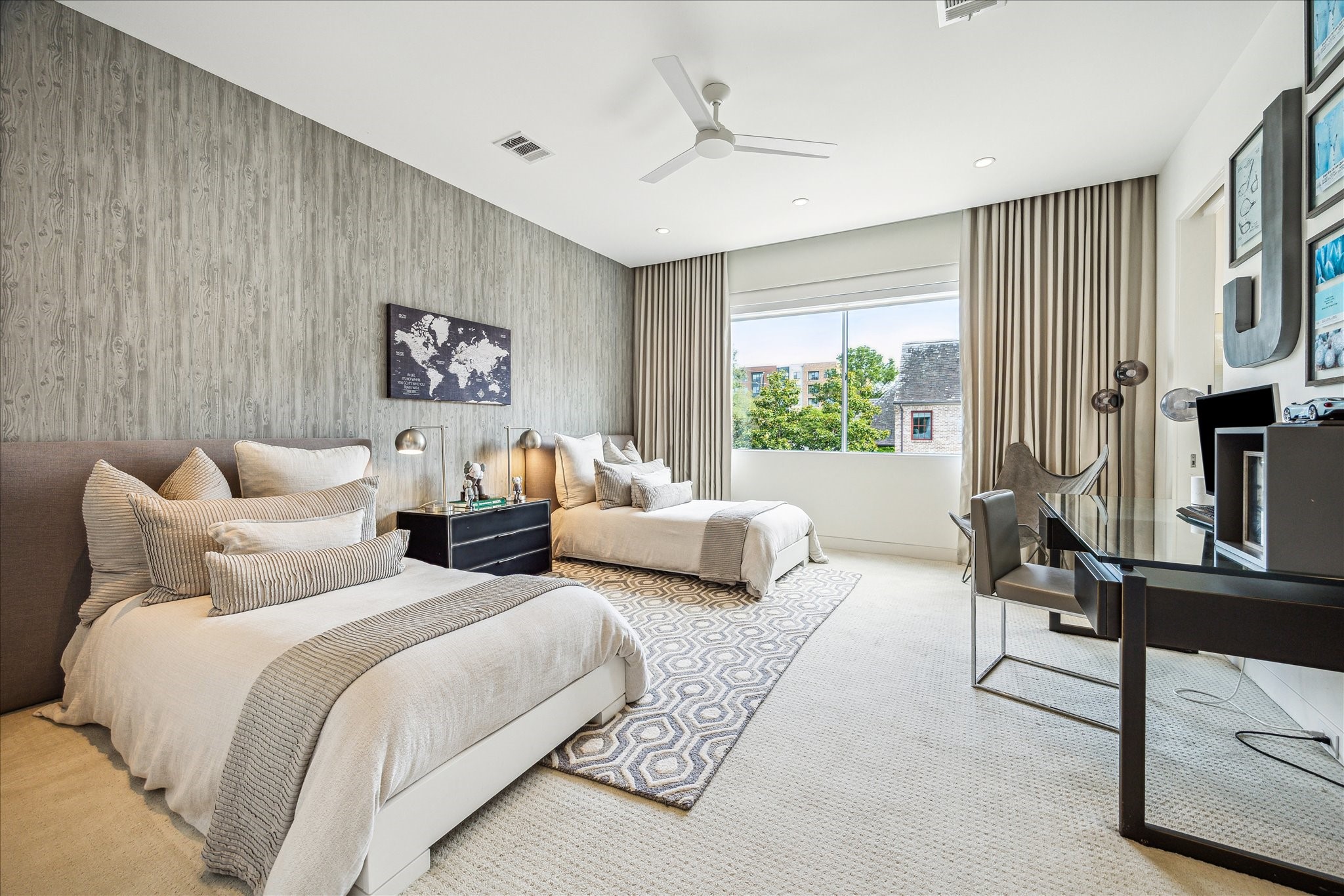 311 Brown Saddle Road Houston, TX 77057 - Photo 35 of 48