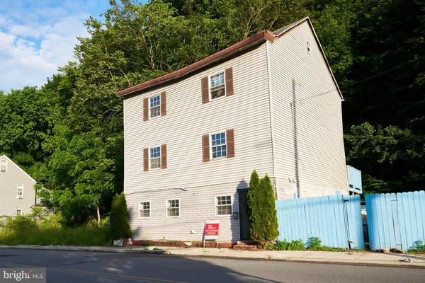 $139,000 | 255 Peacock Street, Pottsville, PA 17901