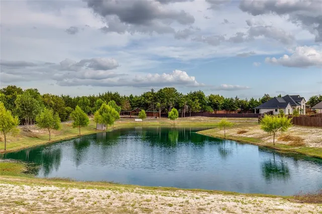 $639,999 | 7431 Bald Cypress Drive, Ovilla, TX 75154