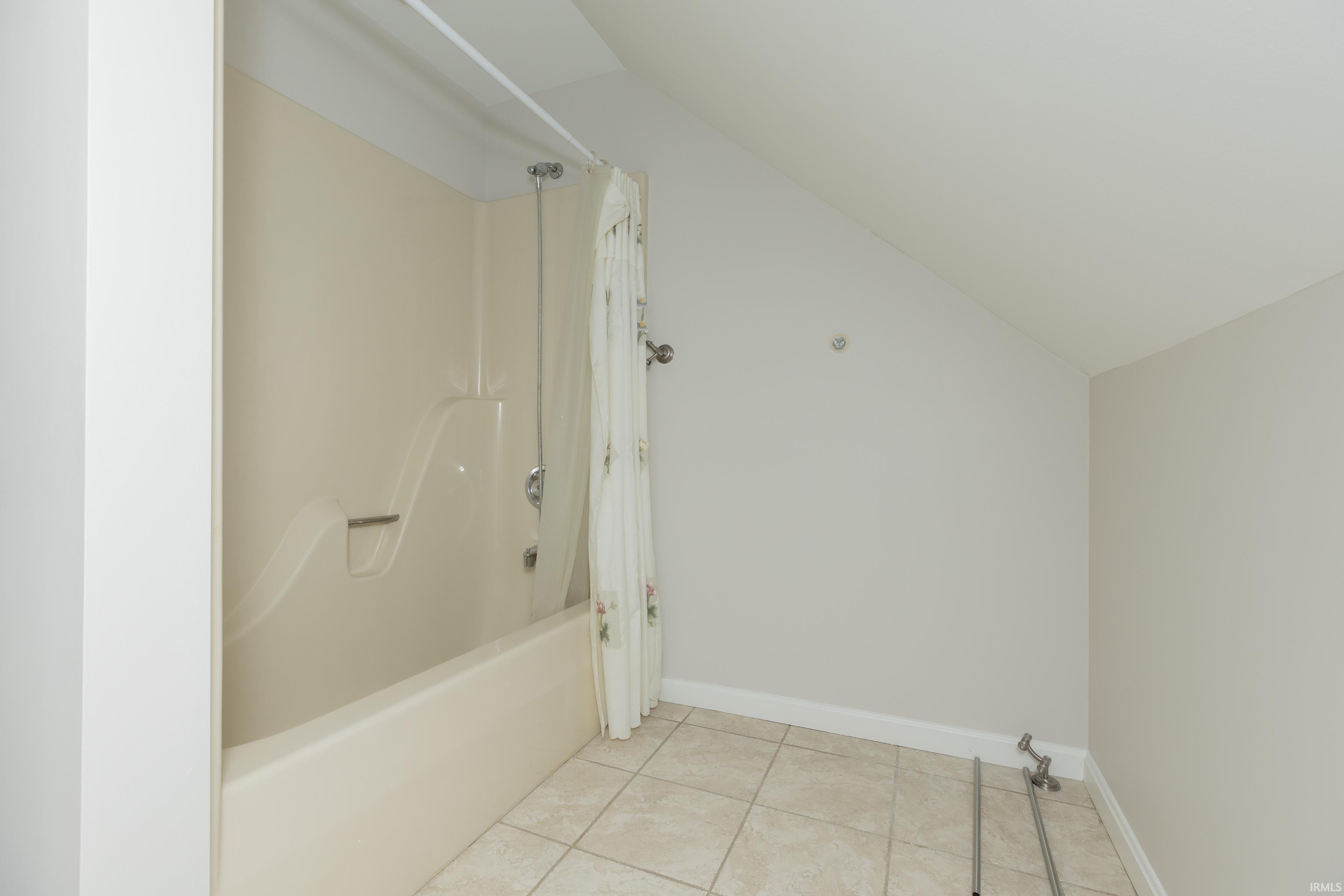 2901 Orchard Road Evansville, IN 47720 - Photo 18 of 32