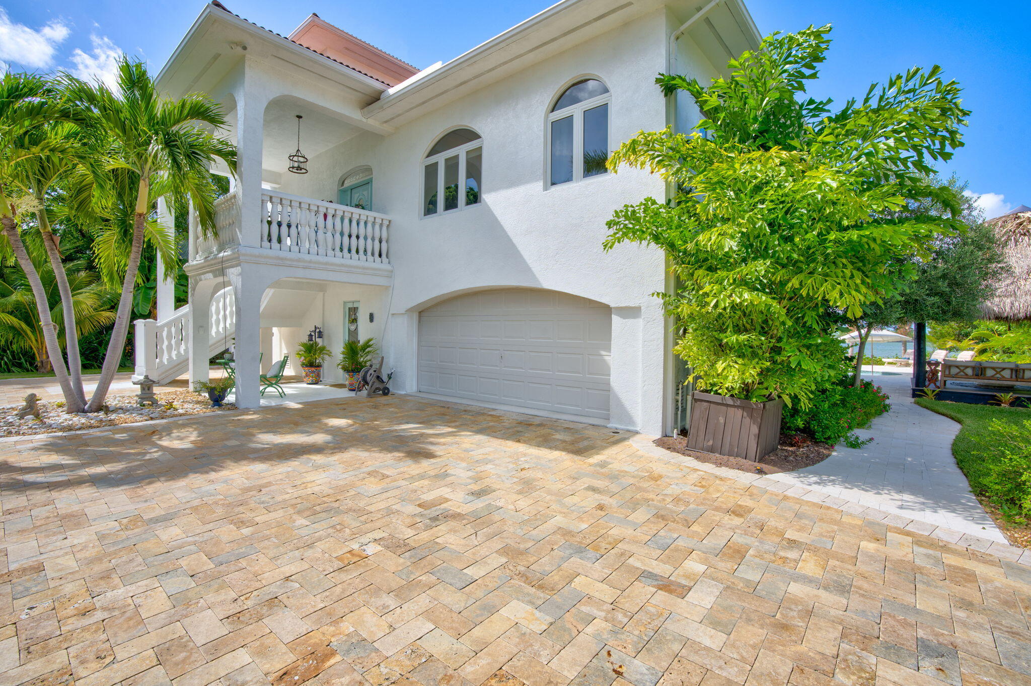 16705 Tamarind Road Sugarloaf, FL 33042 - Photo 15 of 83 Front