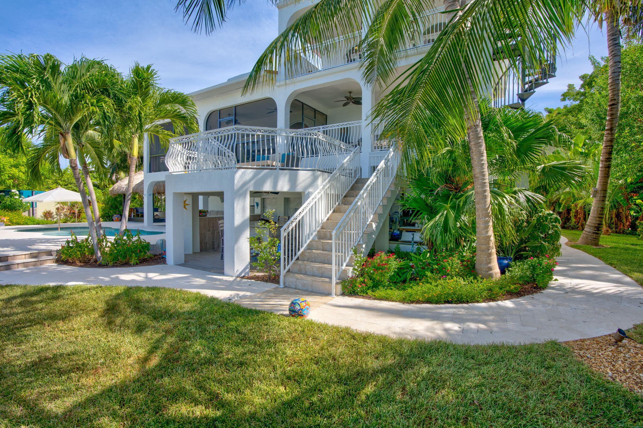 16705 Tamarind Road Sugarloaf, FL 33042 - Photo 31 of 83 Side