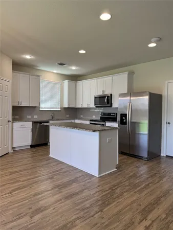 $1,850 | 201 Bedford Falls Lane, Jarrell, TX 76537
