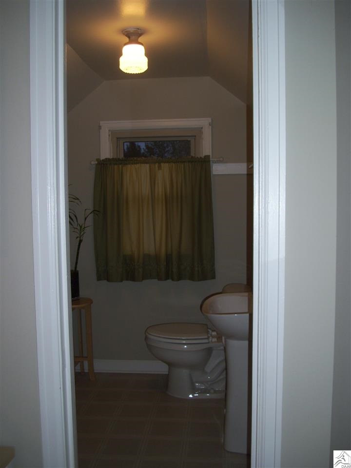 28 4th Street Proctor, MN 55810 - Photo 13 of 16 Gallery Image 13