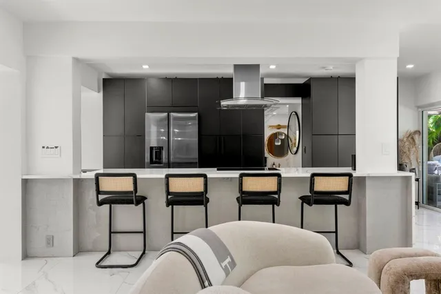 $2,700,000 | 2711 Northeast 19th Street, Fort Lauderdale, FL 33305