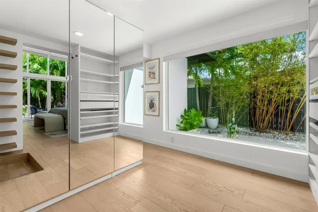 $2,700,000 | 2711 Northeast 19th Street, Fort Lauderdale, FL 33305