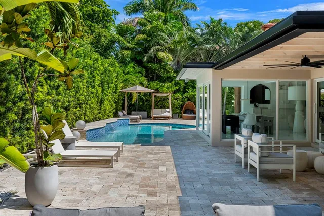 $2,700,000 | 2711 Northeast 19th Street, Fort Lauderdale, FL 33305