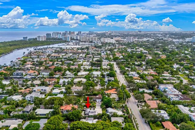 $2,700,000 | 2711 Northeast 19th Street, Fort Lauderdale, FL 33305