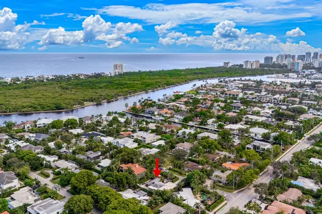 $2,700,000 | 2711 Northeast 19th Street, Fort Lauderdale, FL 33305