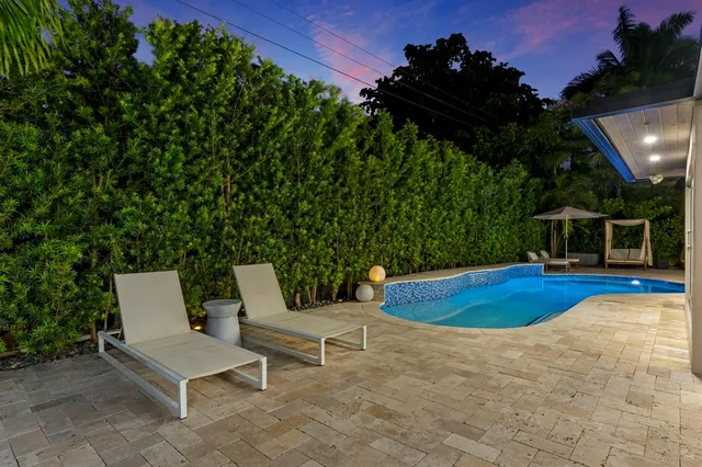 $2,700,000 | 2711 Northeast 19th Street, Fort Lauderdale, FL 33305