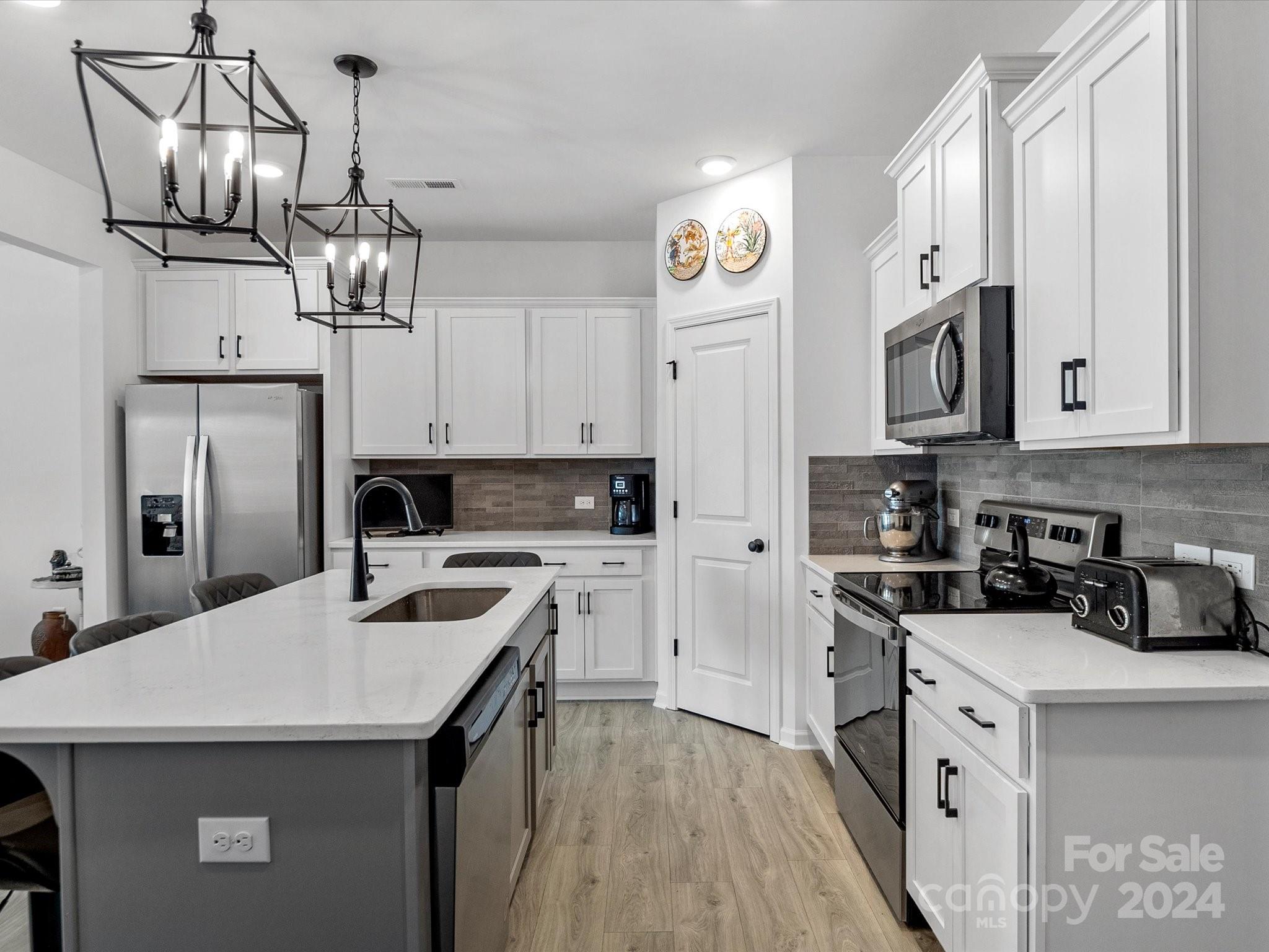 705 Bellmouth Road Clover, SC 29710 - Photo 2 of 37 Gallery Image 2