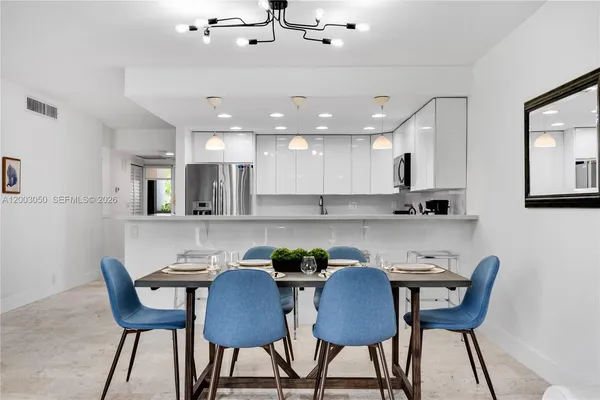 $1,470,000 | 101 Crandon Boulevard, Unit 367, Key Biscayne, FL 33149
