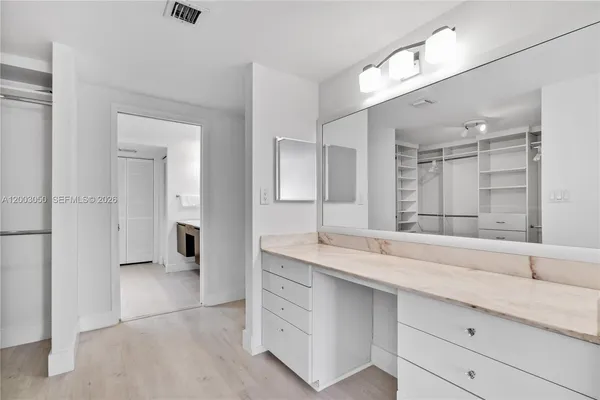$1,470,000 | 101 Crandon Boulevard, Unit 367, Key Biscayne, FL 33149