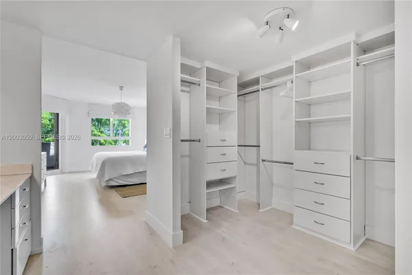 $1,470,000 | 101 Crandon Boulevard, Unit 367, Key Biscayne, FL 33149