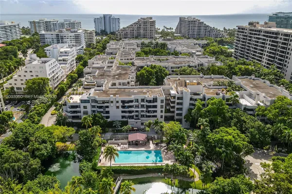 $1,470,000 | 101 Crandon Boulevard, Unit 367, Key Biscayne, FL 33149