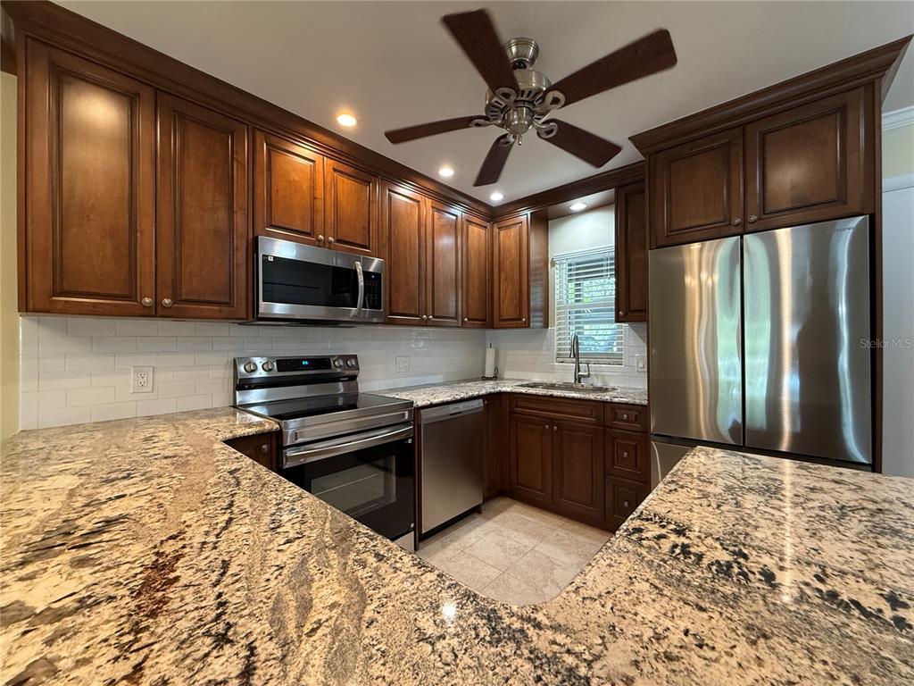 4533 Marine Parkway, Unit 101 New Port Richey, FL 34652 - Photo 10 of 29