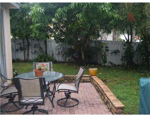 4090 Tree Top Road Cooper City, FL 33026 - Photo 12 of 13 Patio/Deck