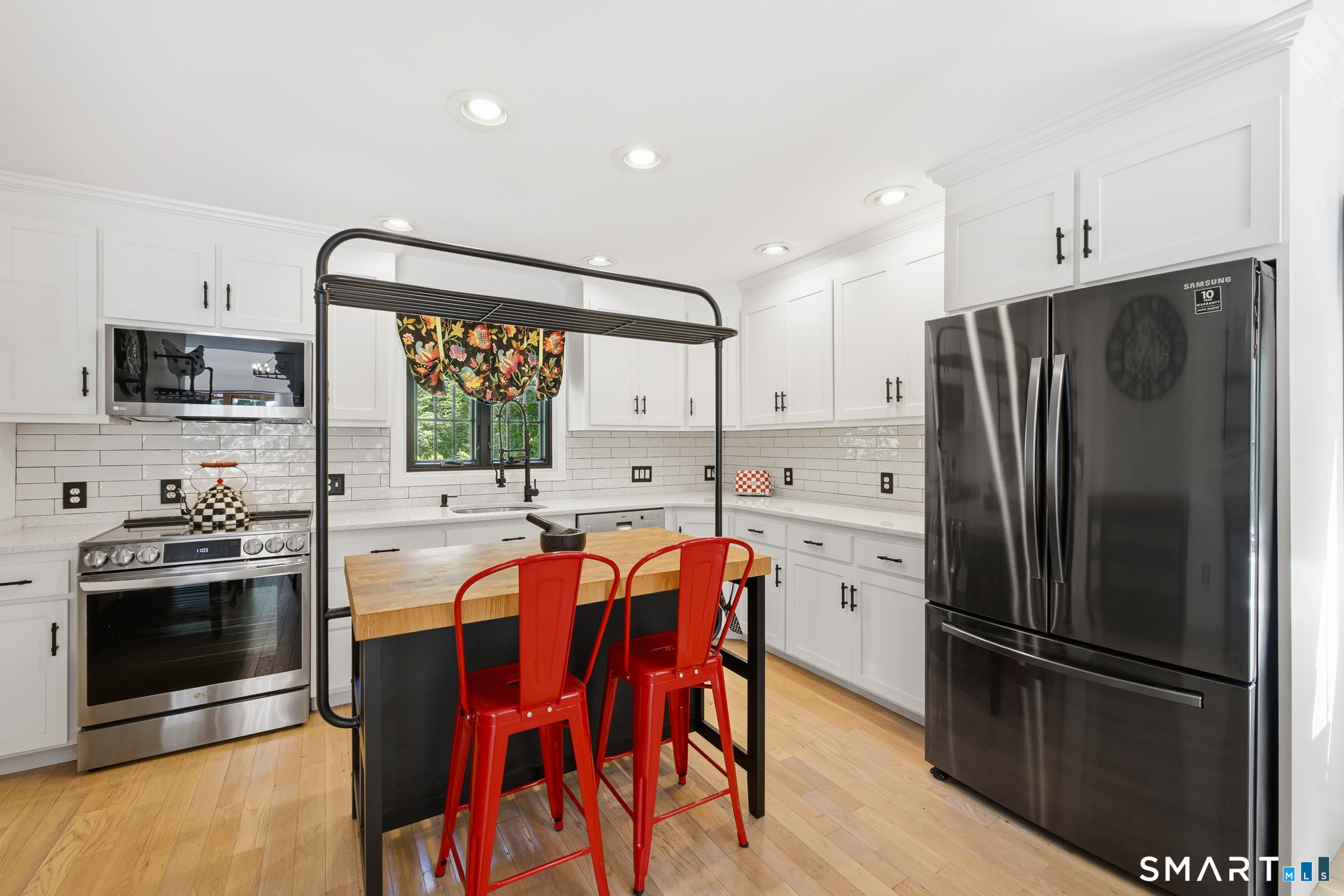 2 Cinnamon Way Old Saybrook, CT 06475 - Photo 10 of 40