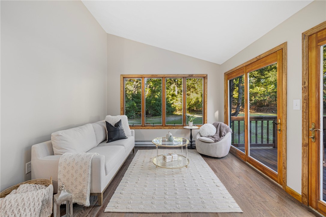 464 Usquepaugh Road South Kingstown, RI 02892 - Photo 11 of 50