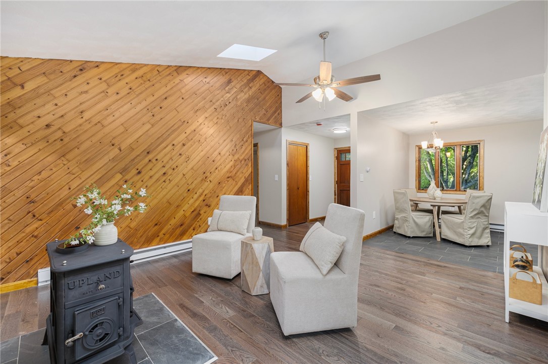 464 Usquepaugh Road South Kingstown, RI 02892 - Photo 13 of 50