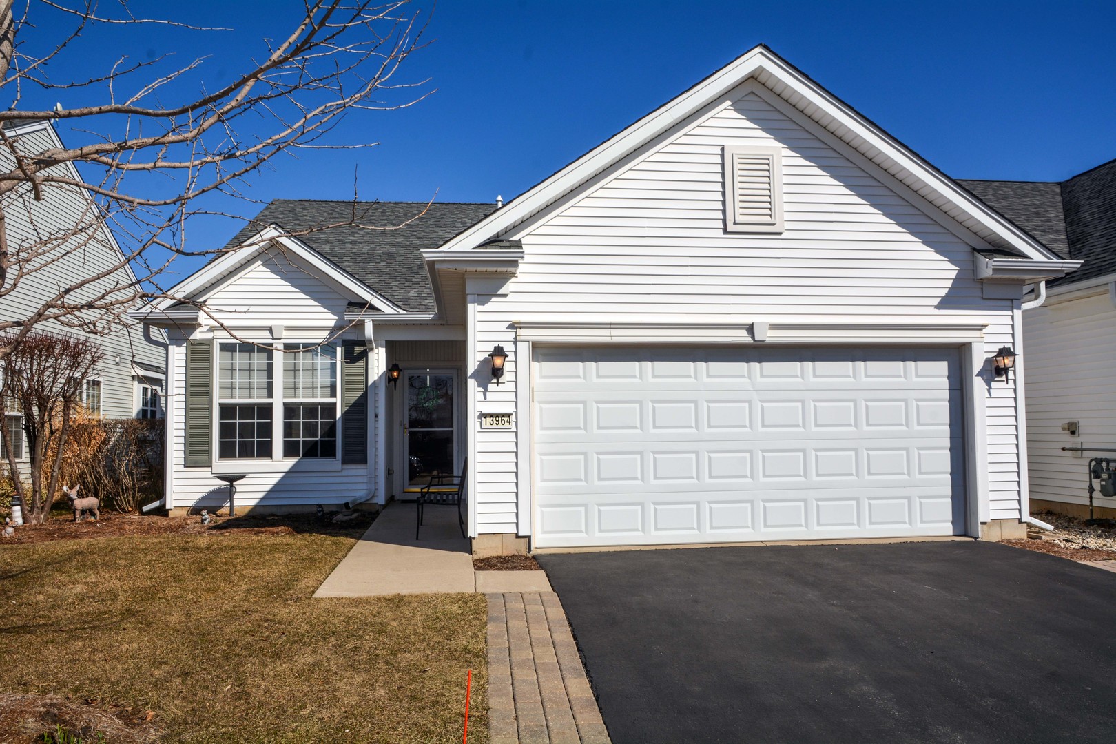 13964 Chanwahon Road Huntley, IL 60142 - Photo 1 of 15