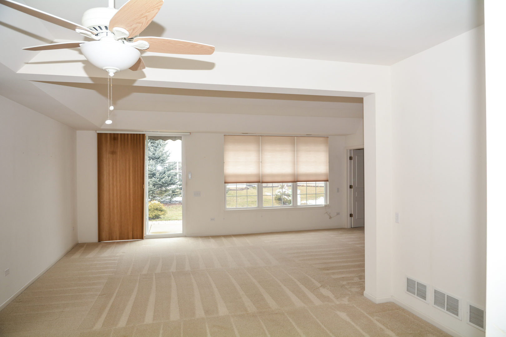 13964 Chanwahon Road Huntley, IL 60142 - Photo 5 of 15