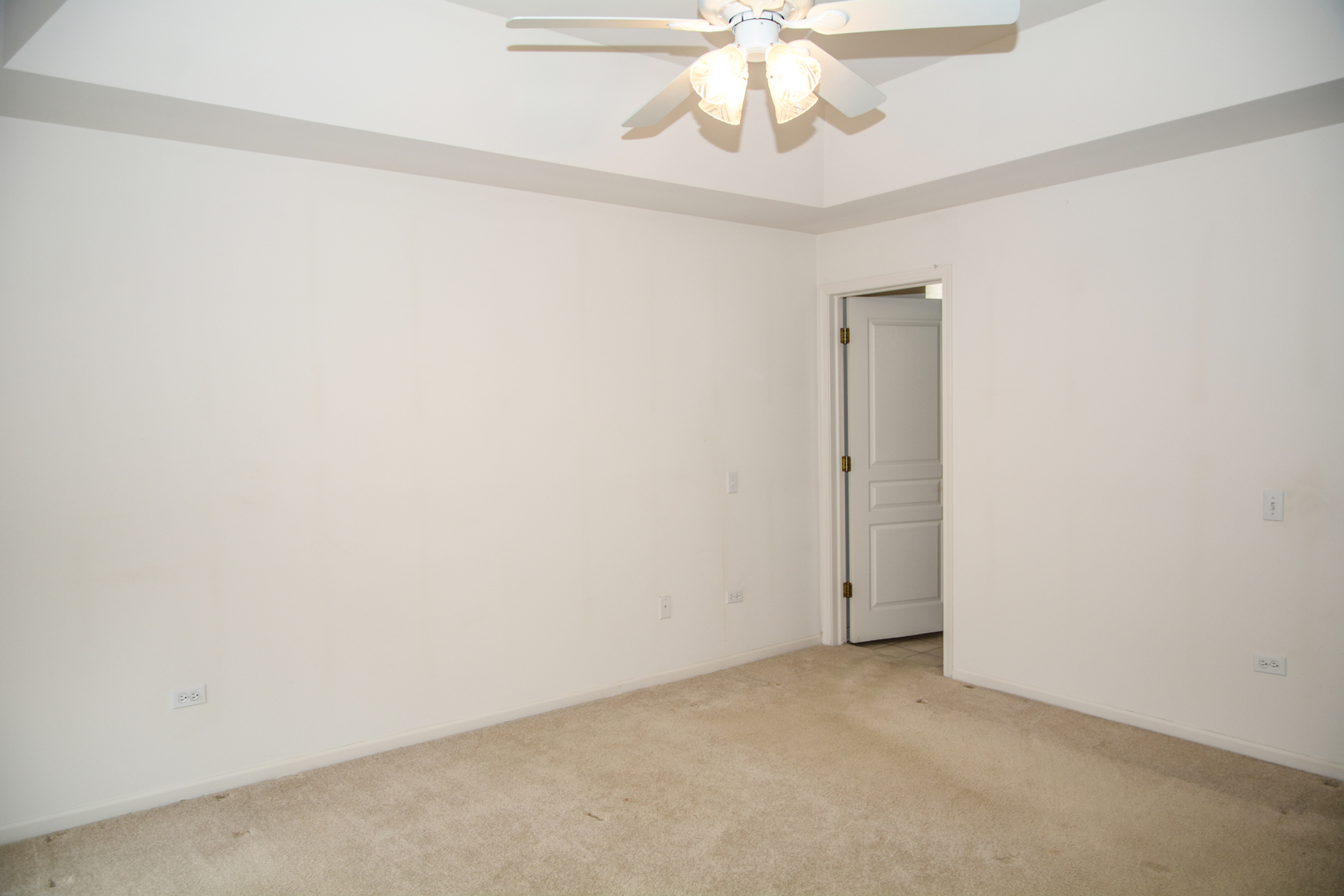 13964 Chanwahon Road Huntley, IL 60142 - Photo 10 of 15