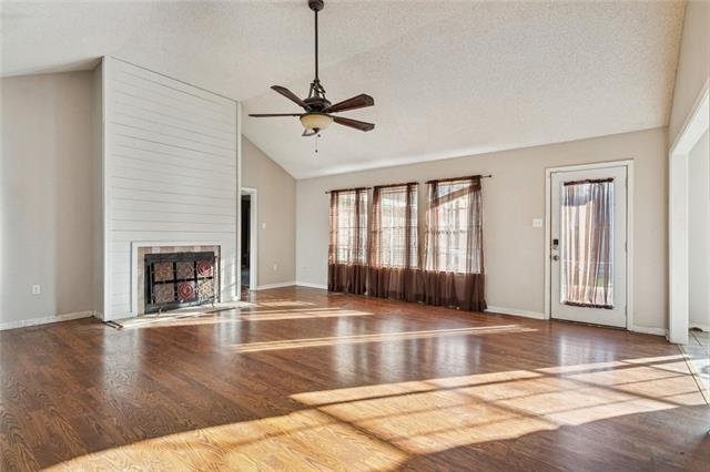 113 Crescentwood Loop Slidell, LA 70458 - Photo 2 of 12