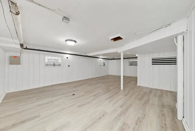 $650,000 | 9209 South Hoyne Avenue, Chicago, IL 60643