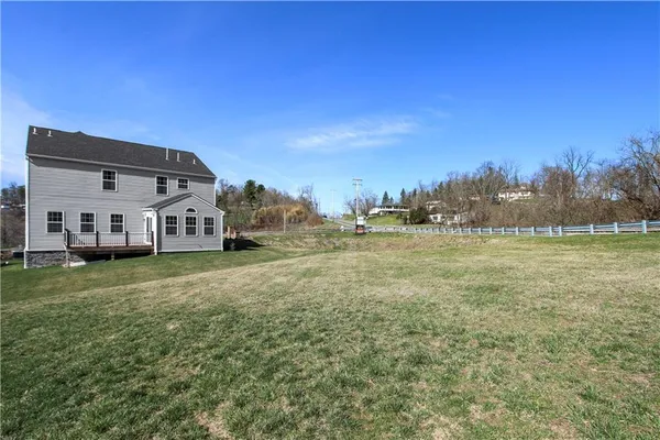$690,000 | 1001 Stonegate Drive, McDonald, PA 15057