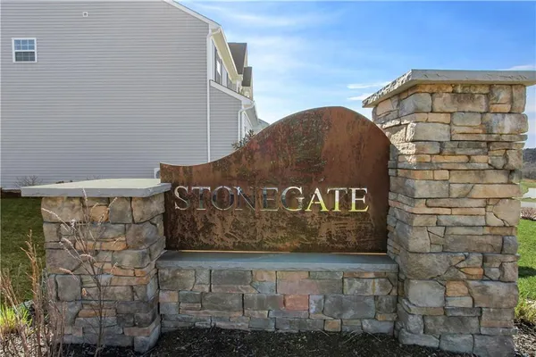 $690,000 | 1001 Stonegate Drive, McDonald, PA 15057