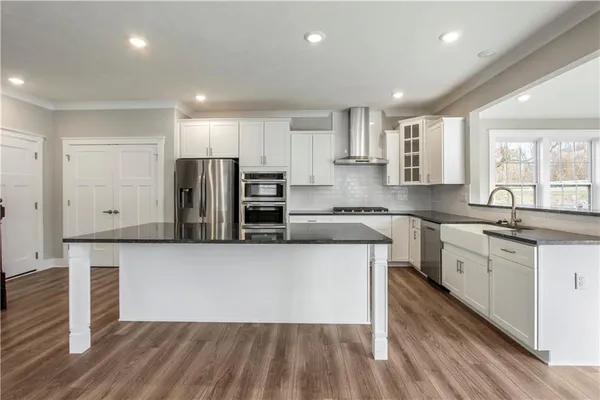 $690,000 | 1001 Stonegate Drive, McDonald, PA 15057