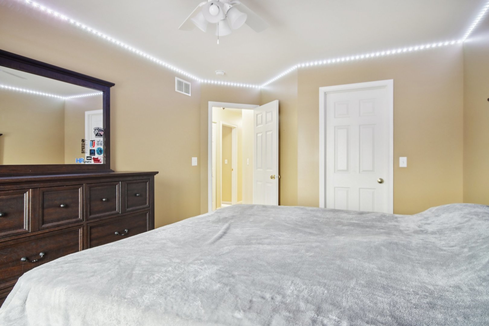 2930 Kelly Drive Elgin, IL 60124 - Photo 34 of 45 a bedroom with a bed and a dresser