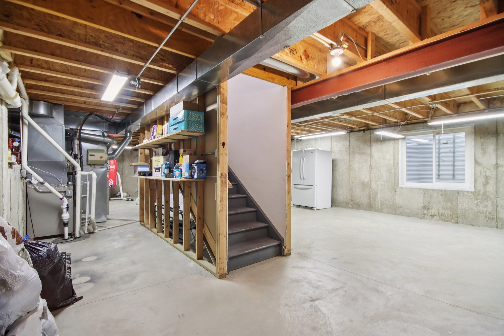 2930 Kelly Drive Elgin, IL 60124 - Photo 36 of 45 a view of an empty room with stairs