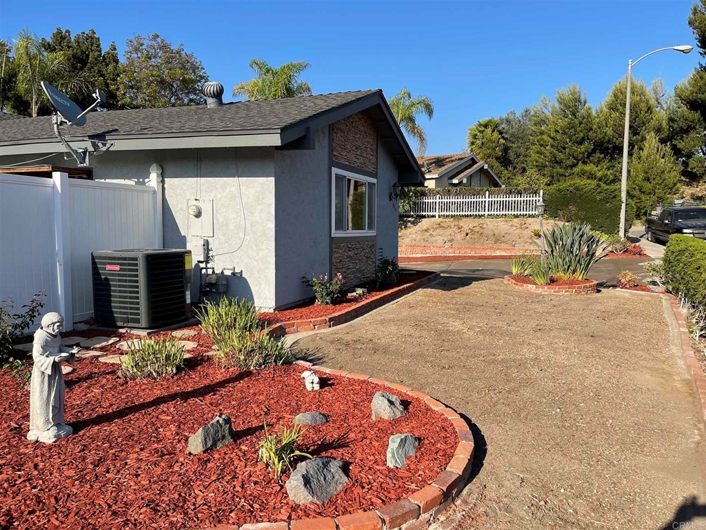 9934 Ivy Street Spring Valley, CA 91977 - Photo 19 of 62