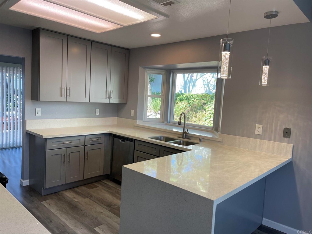 9934 Ivy Street Spring Valley, CA 91977 - Photo 6 of 62