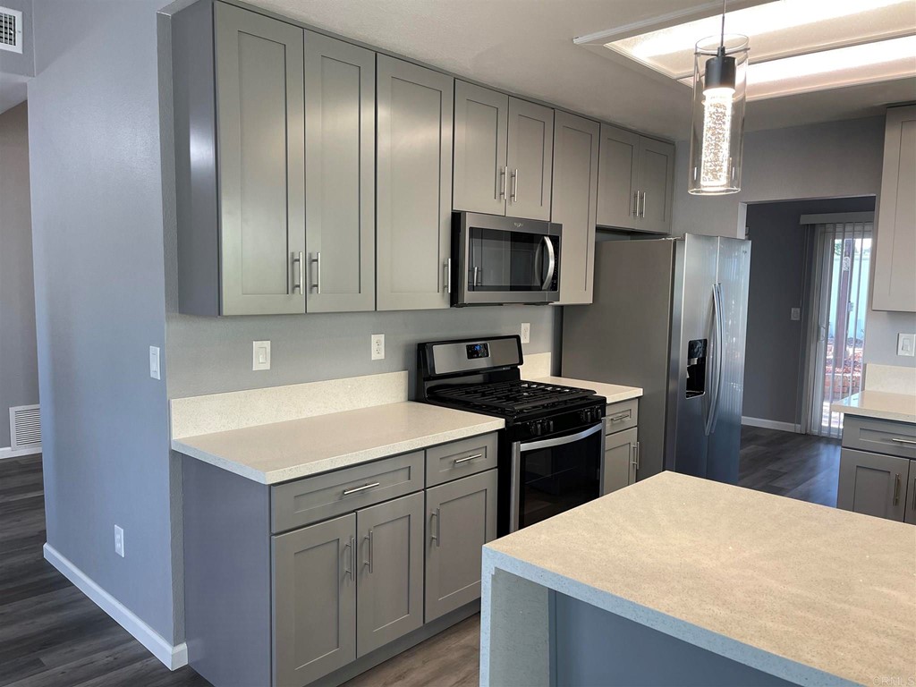 9934 Ivy Street Spring Valley, CA 91977 - Photo 7 of 62