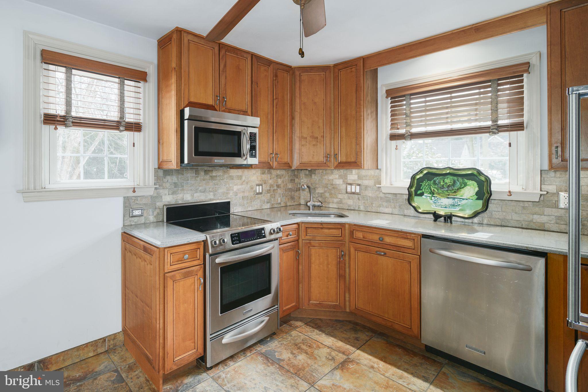 341 Marquis Road Haddonfield, NJ 08033 - Photo 10 of 30 Gallery Image 10