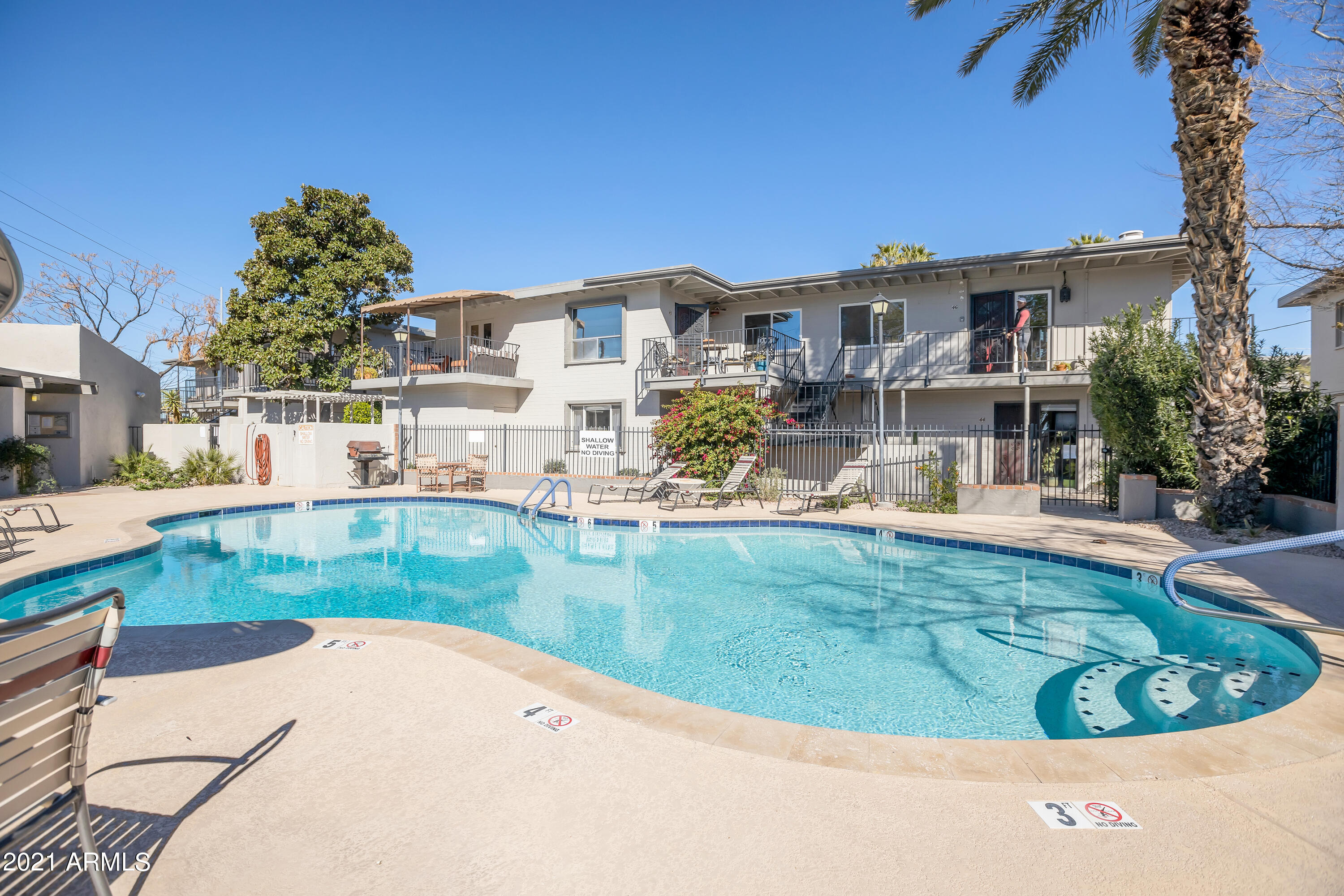 4101 East Camelback Road, Unit 15 Phoenix, AZ 85018 - Photo 19 of 20 South Pool alt